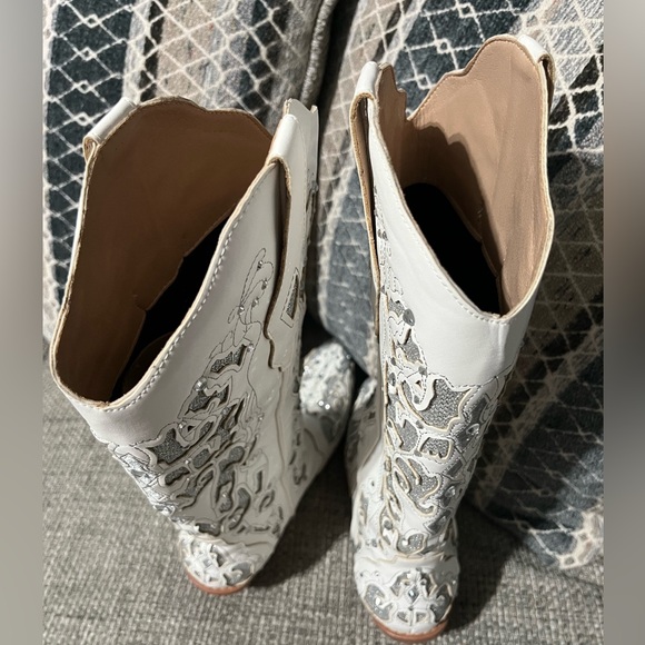Women’s cowboy boots white gray heel rhinestones size 7 wedding concert - Picture 6 of 7